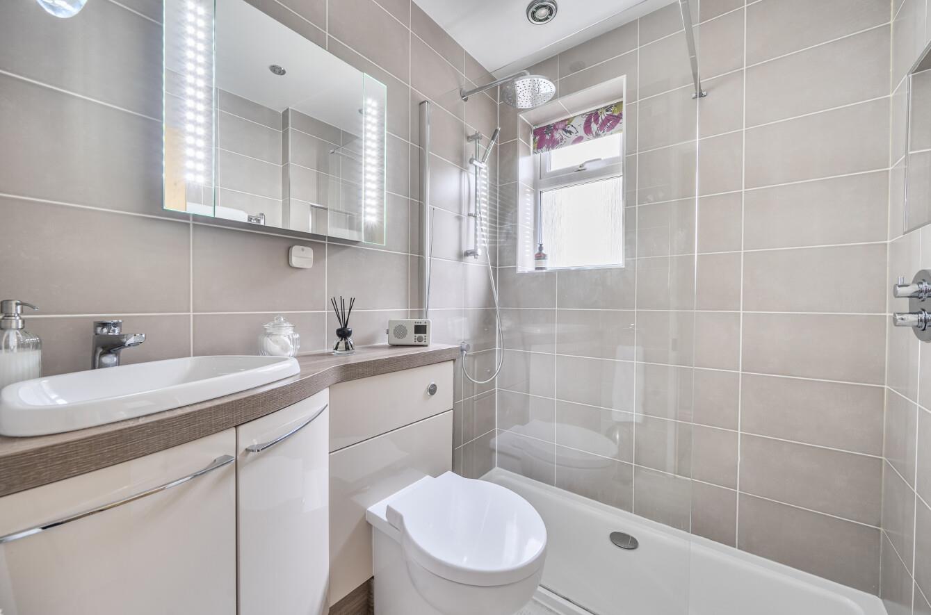 Carnglas Road, Sketty, Swansea, SA2 9BL